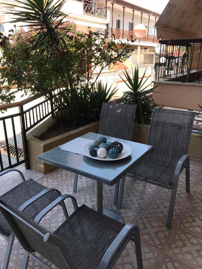 Kostas-Apartment イエリソス エクステリア 写真